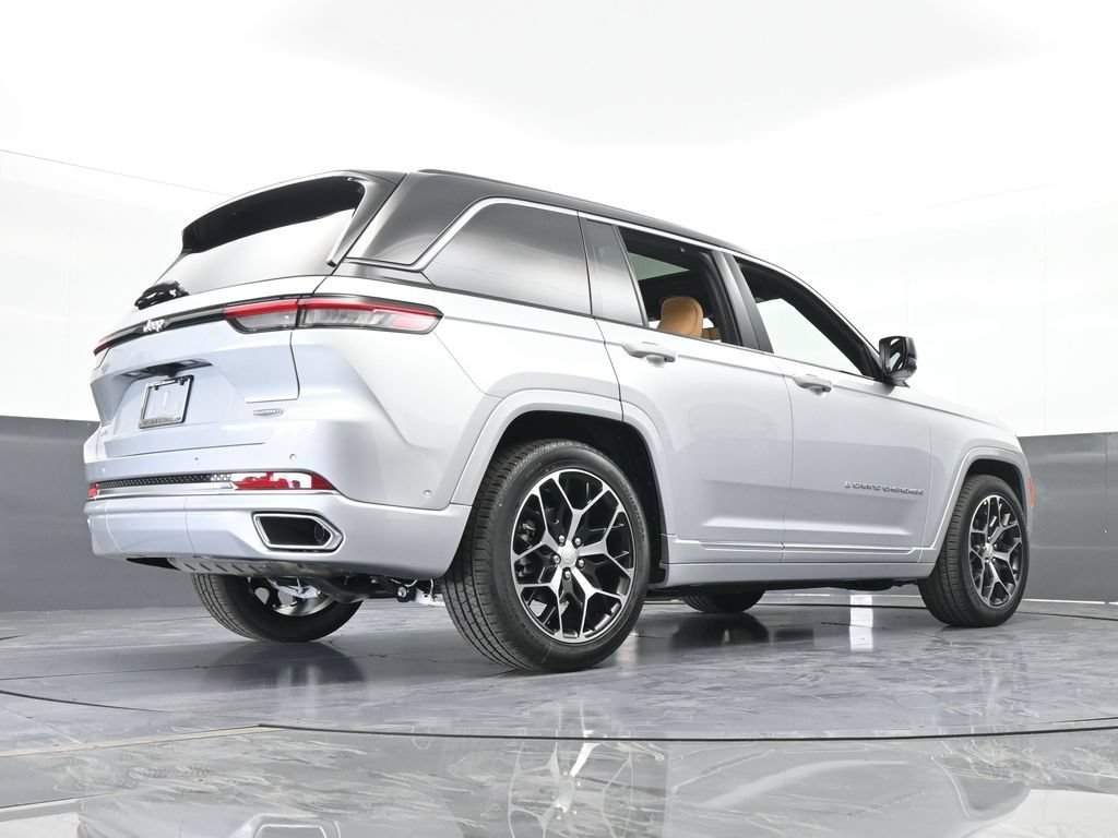 New 2025 Jeep Grand Cherokee Summit AWD/4WD image 66