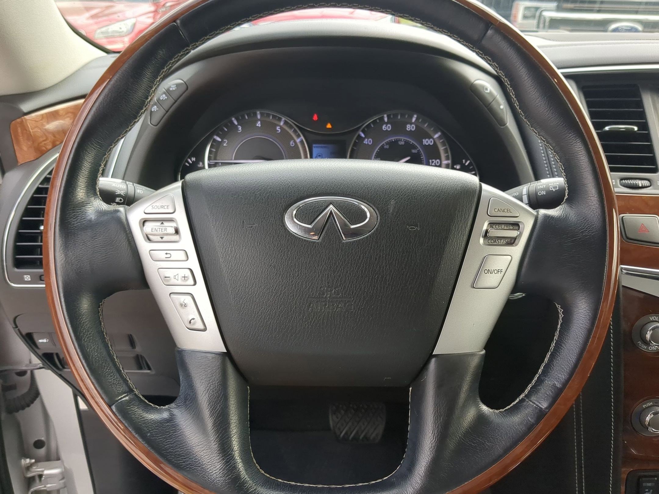 Used 2019 INFINITI QX80 Luxe AWD/4WD image 13