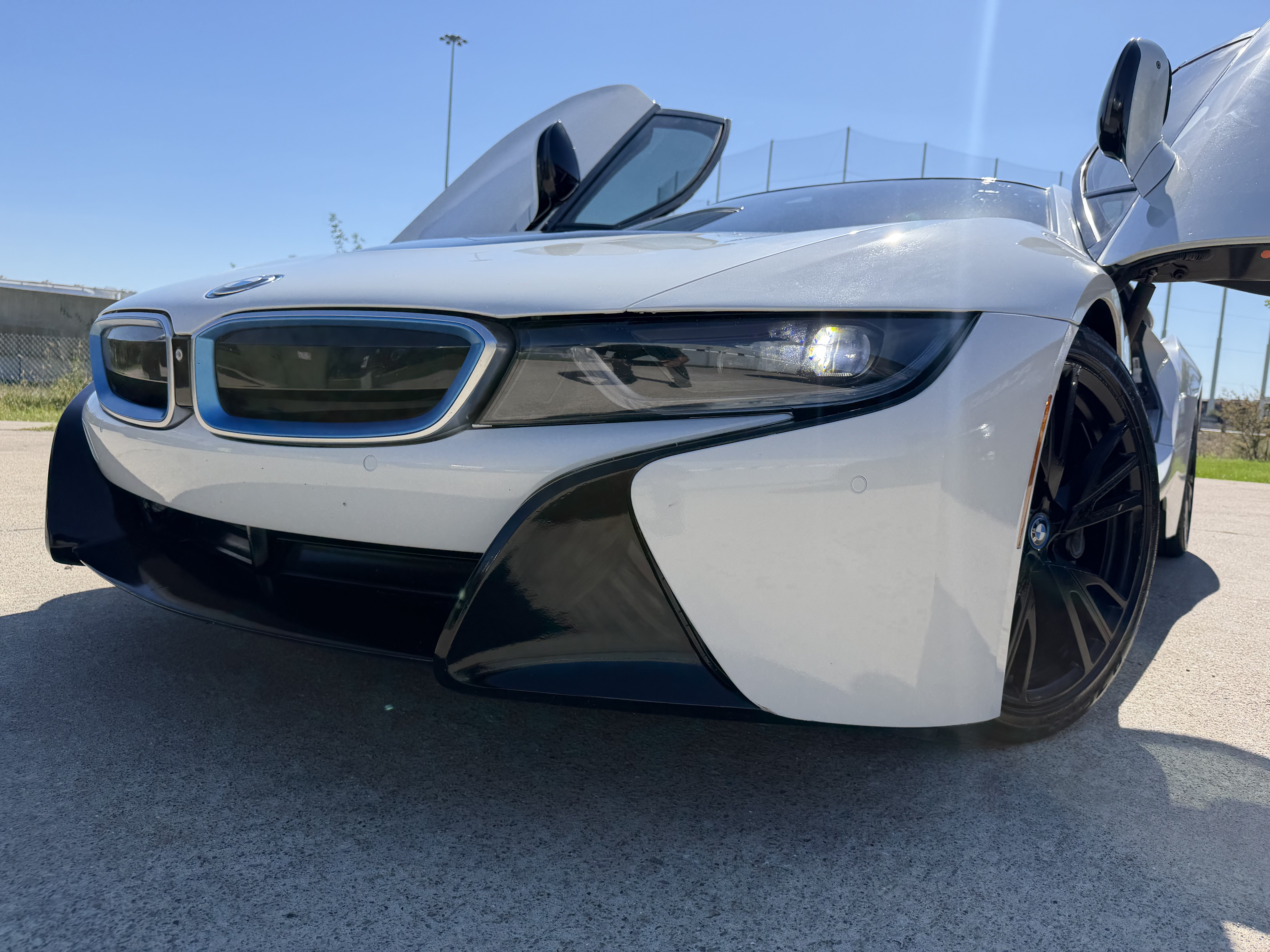 Used 2015 BMW i8 AWD/4WD image 3