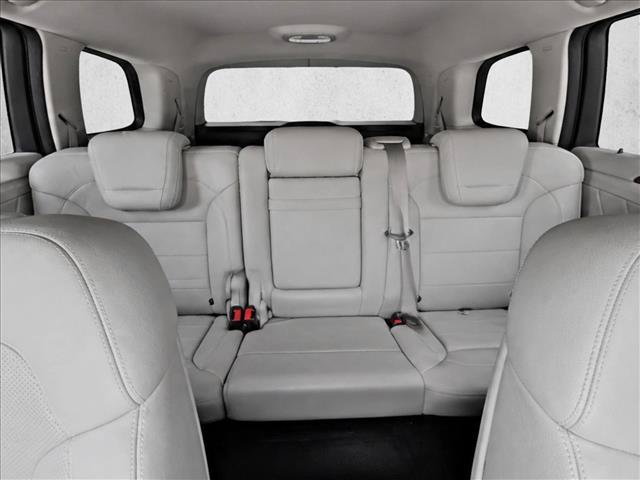 Used 2016 Mercedes-Benz GL 450 4MATIC image 22