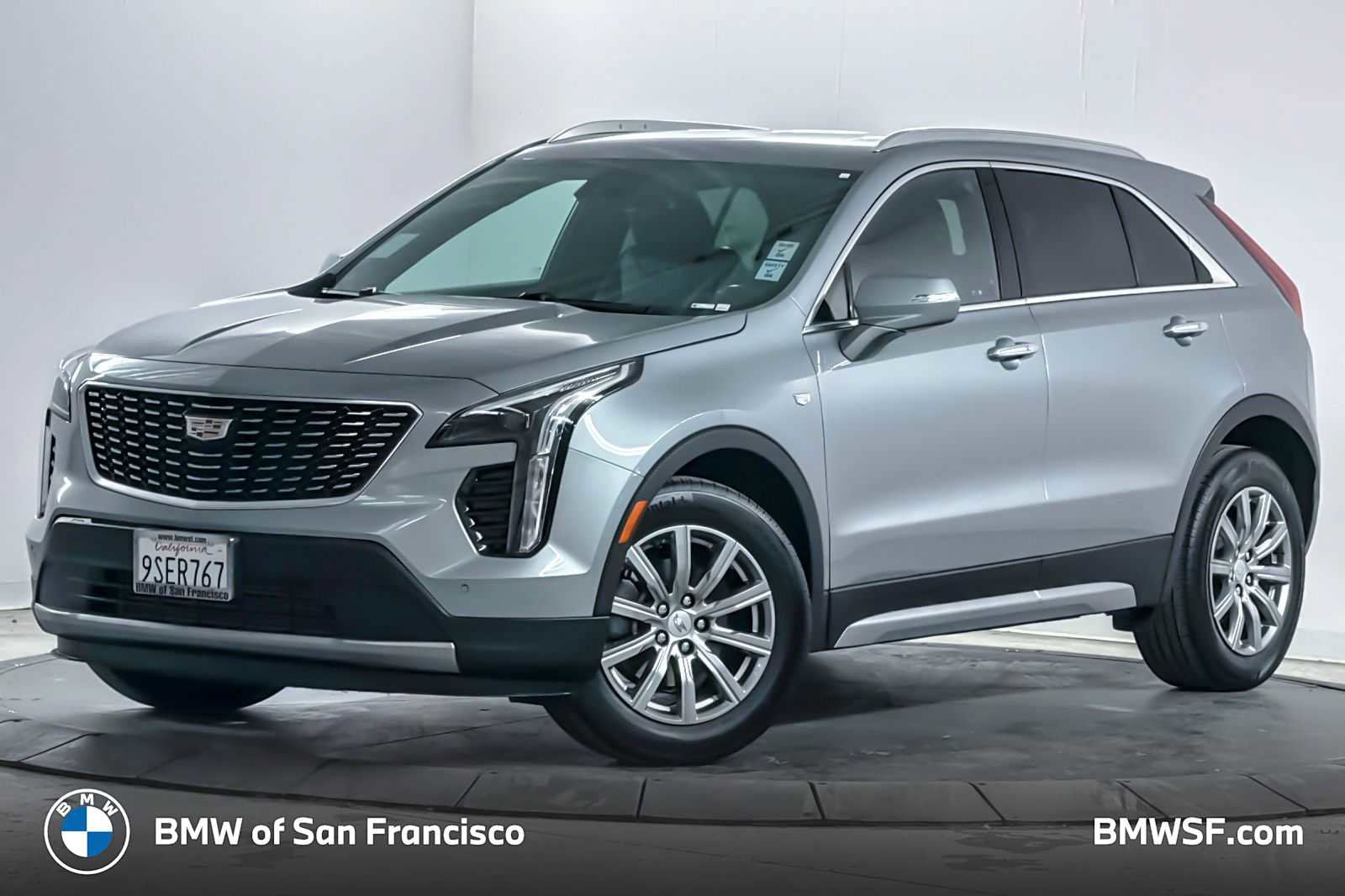 Used 2023 Cadillac XT4 Premium Luxury image 1