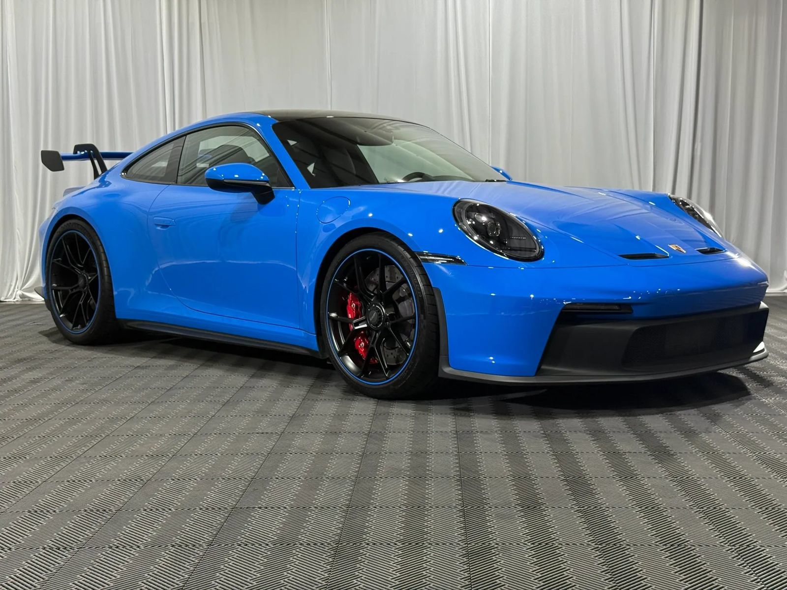 Used 2022 Porsche 911 GT3 RWD image 5