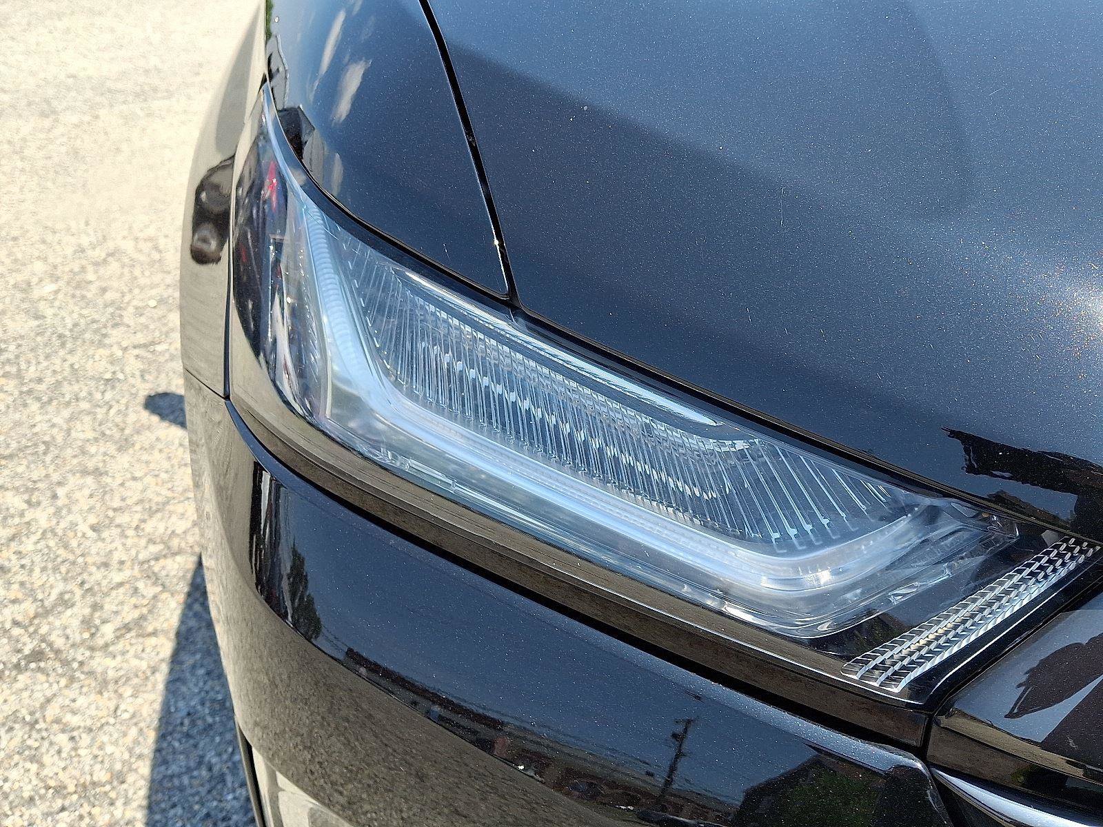 Used 2023 Chevrolet Traverse RS w/ LPO, 'HIT The Road' Package image 10