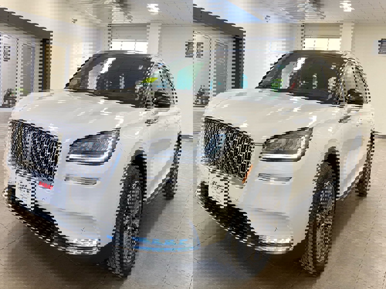 Used 2020 Lincoln Corsair Reserve w/ Equipment Group 201A image 4