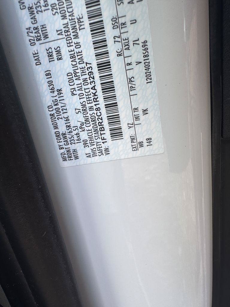 Used 2024 Ford Transit 250 148 Medium Roof AWD image 17
