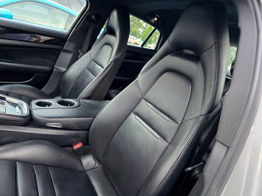 Used 2018 Porsche Panamera 4S AWD/4WD image 11