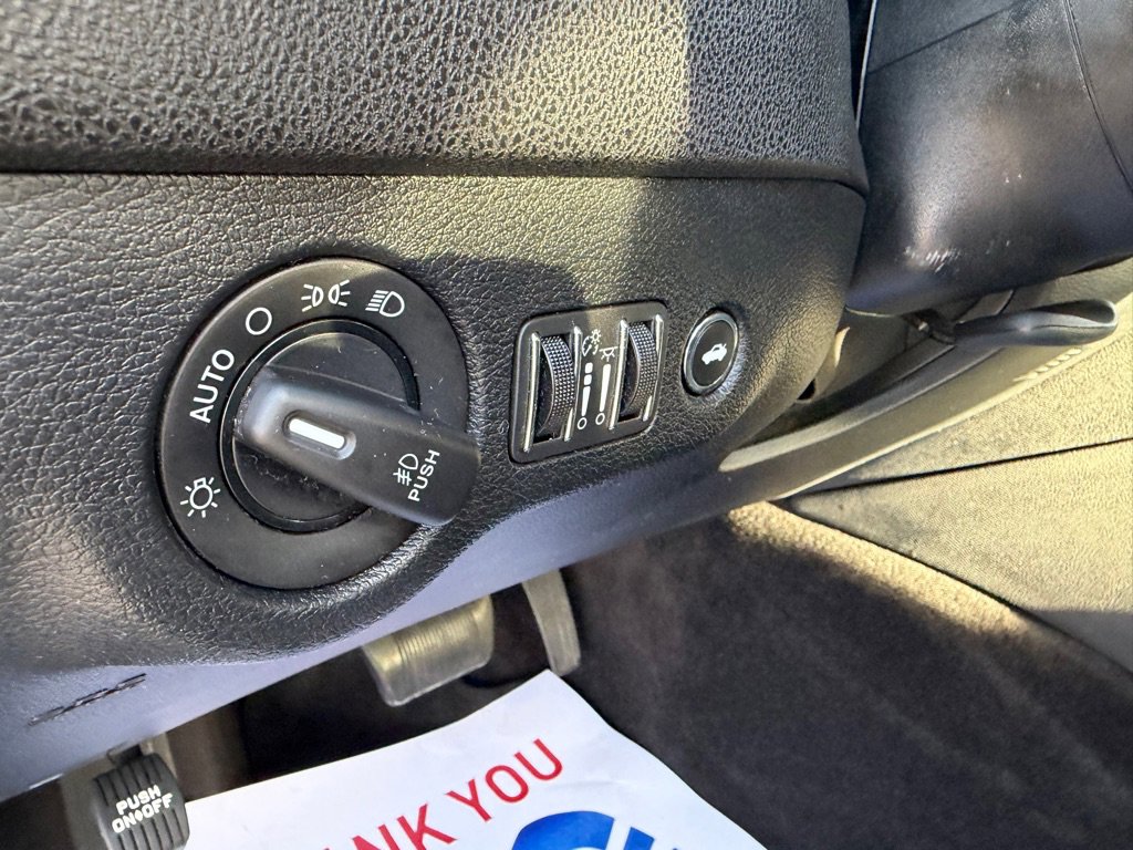 Used 2018 Dodge Charger SXT Plus w/ Blacktop Package image 31