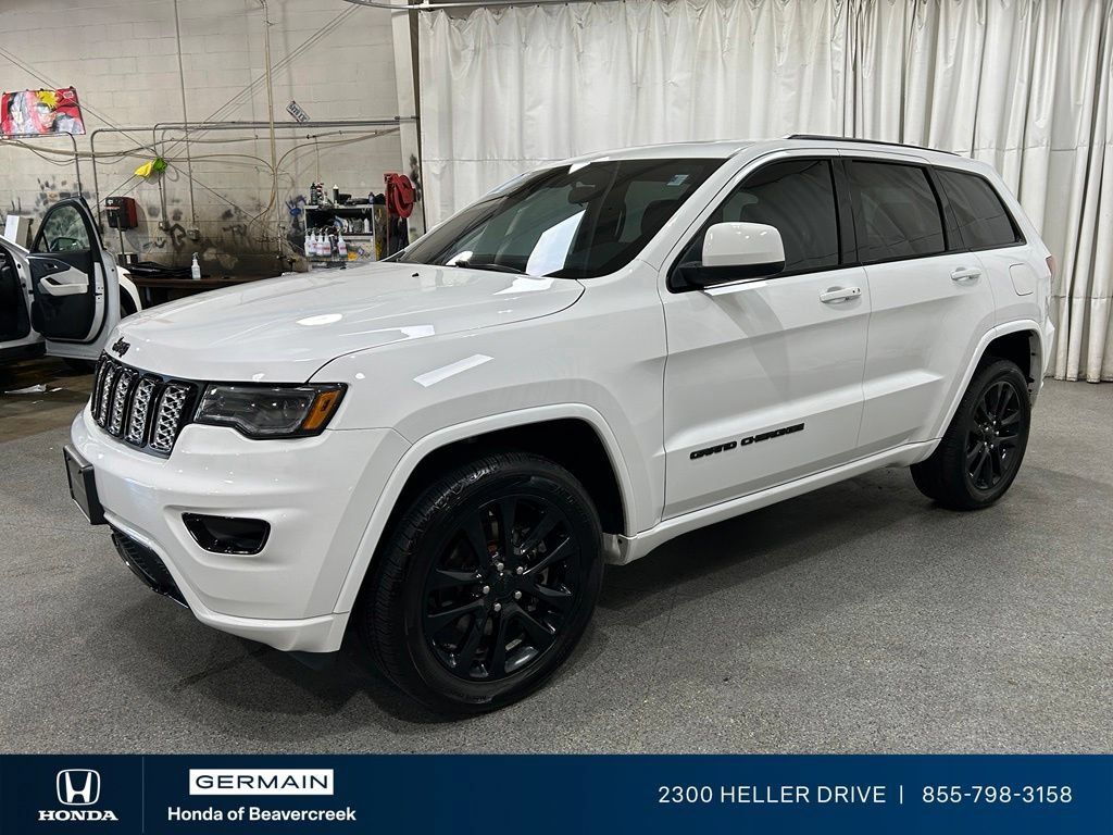 Used 2021 Jeep Grand Cherokee Laredo X AWD/4WD image 4