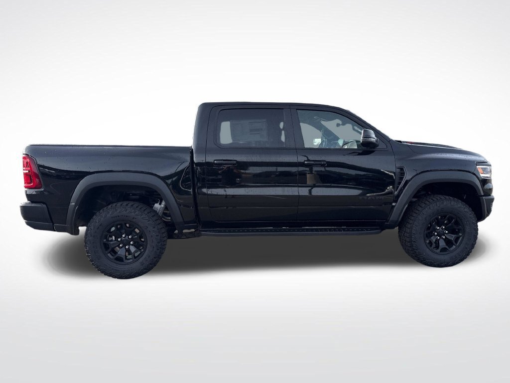 New 2027 RAM 1500 4x4 Crew Cab image 6