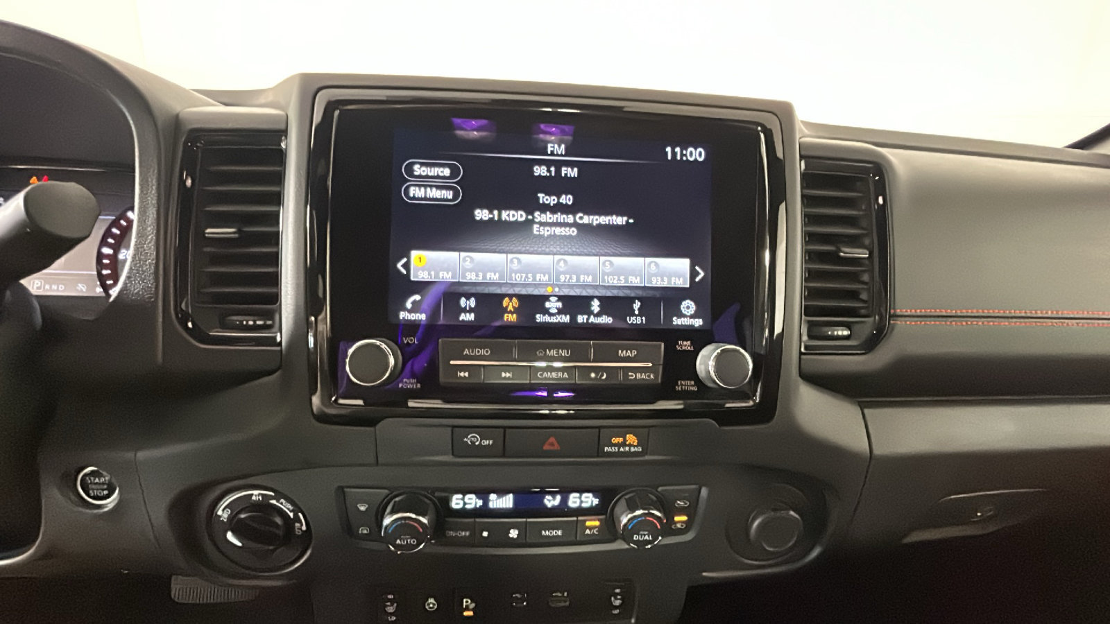 Used 2023 Nissan Frontier PRO-4X w/ Pro Convenience Package AWD/4WD image 28