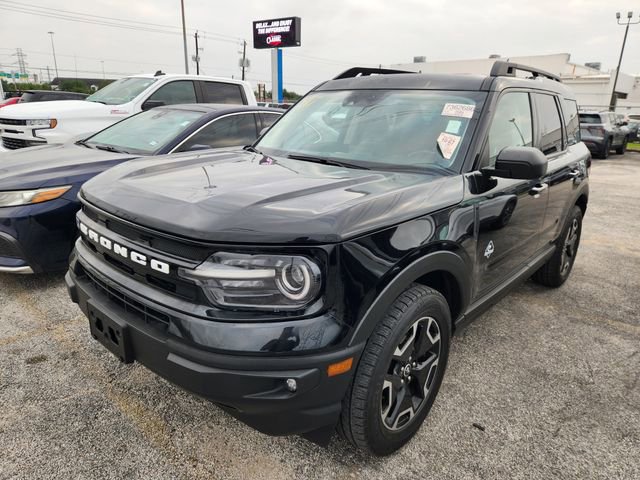 Used 2022 Ford Bronco Sport Outer Banks image 3