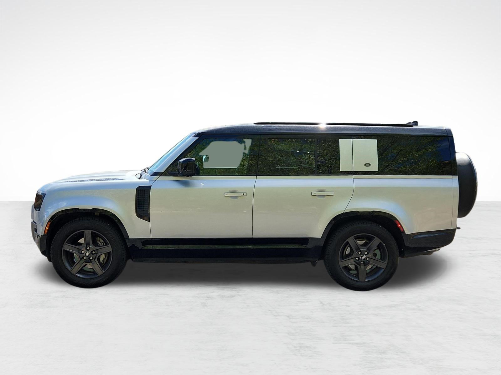 Certified 2024 Land Rover Defender 130 X-Dynamic SE video 2