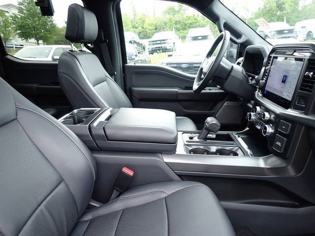 Used 2025 Ford F150 Lariat w/ Equipment Group 501A Mid AWD/4WD image 10