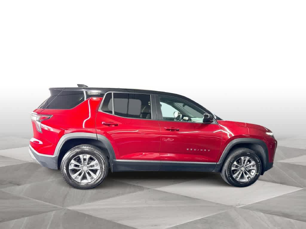 Used 2025 Chevrolet Equinox LT FWD image 9