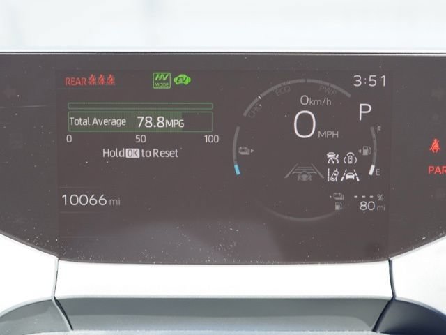 Used 2024 Toyota Prius Prime Premium FWD image 20