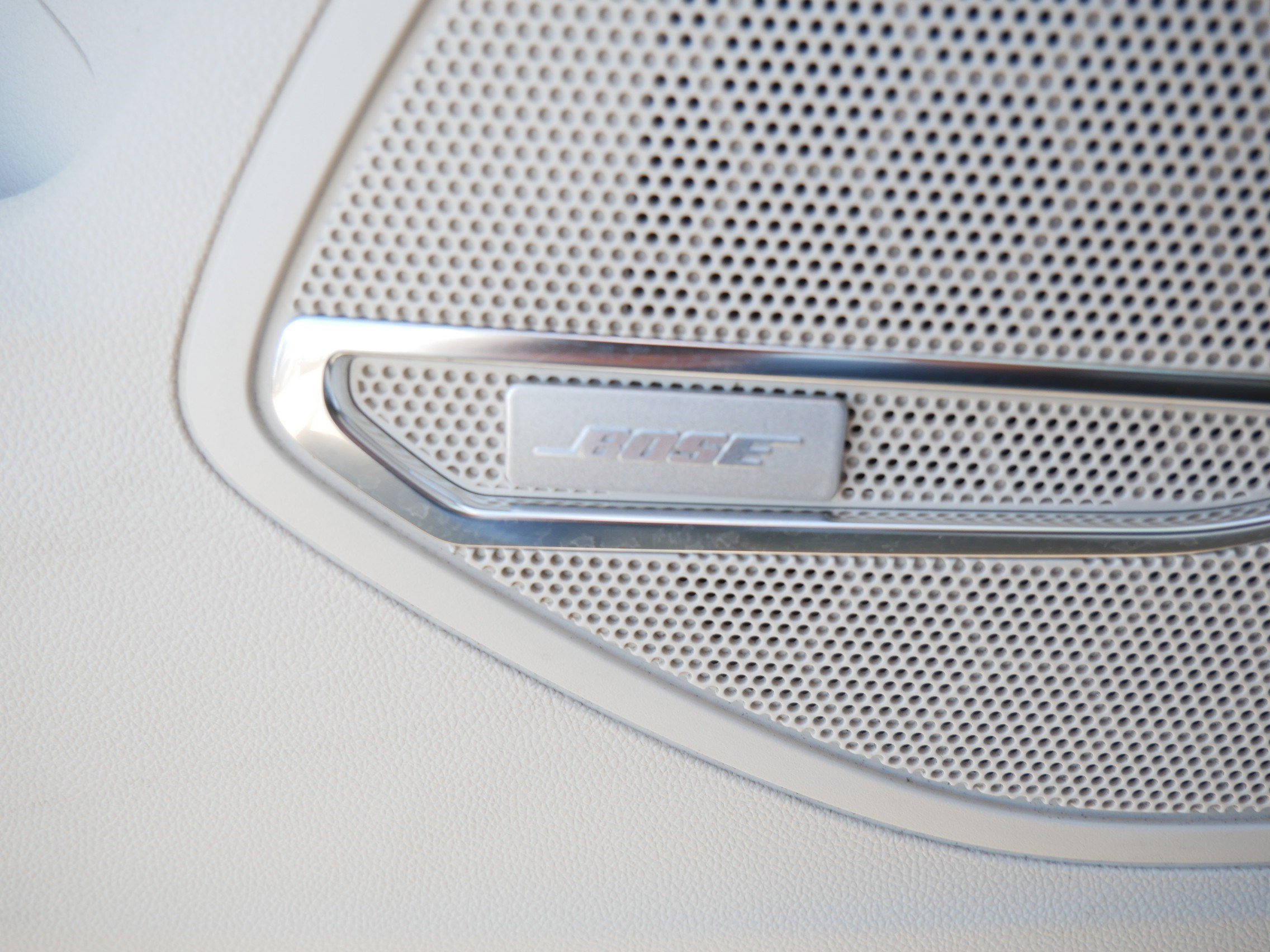 Used 2022 Buick Envision Avenir w/ Technology Package II AWD/4WD image 28