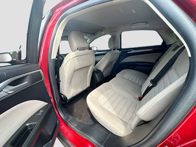 Used 2020 Ford Fusion S image 23