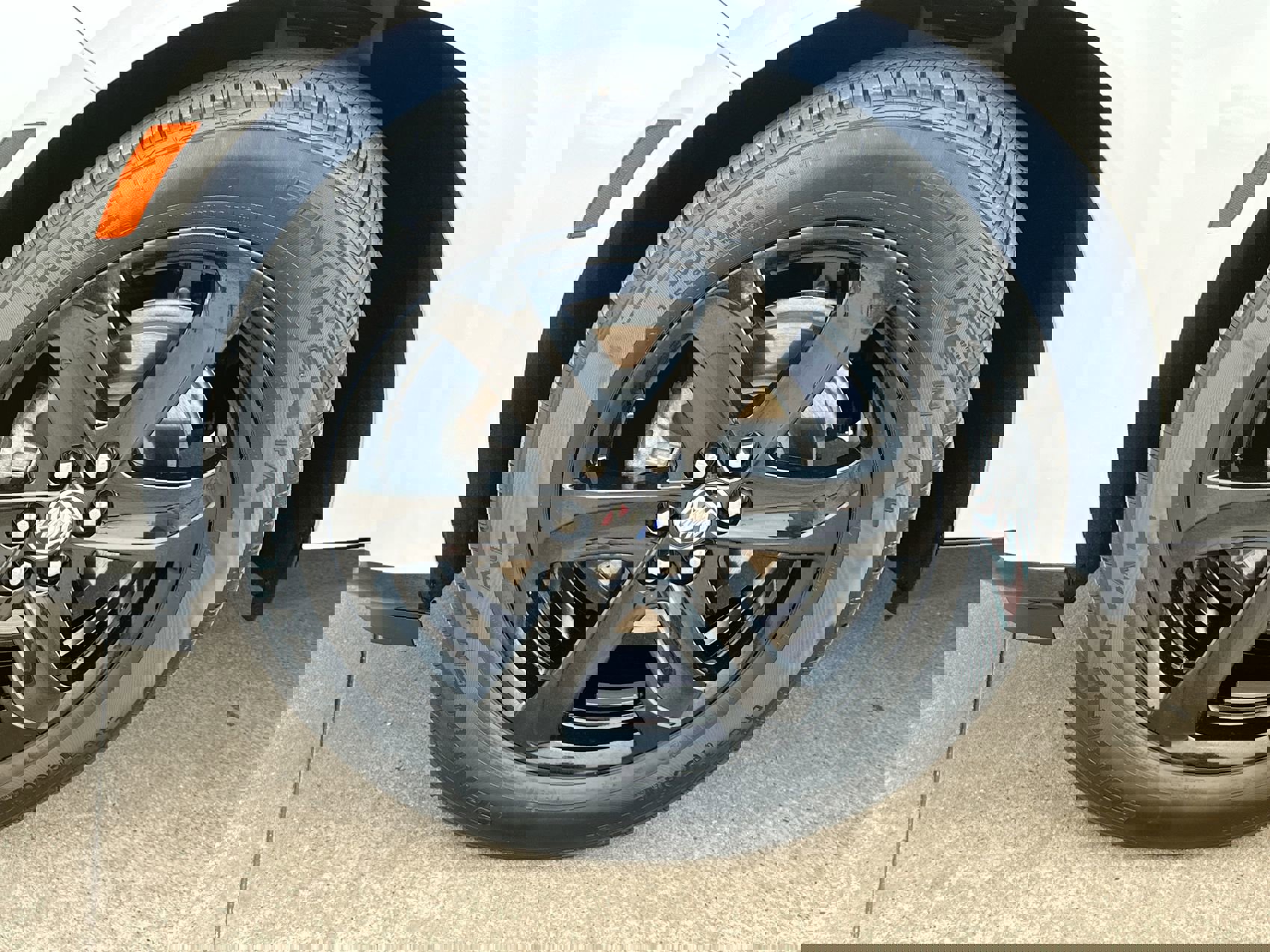 Used 2023 Buick Enclave Essence w/ Sport Touring Edition image 10