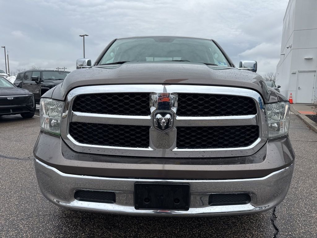 Used 2018 RAM 1500 Classic SLT image 4