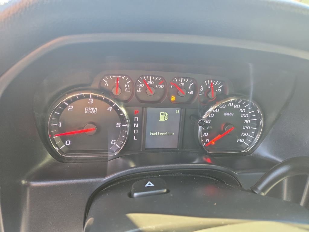 Used 2019 Chevrolet Silverado 1500 Custom w/ Custom Convenience Package AWD/4WD image 16