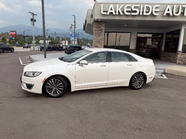 Used 2017 Lincoln MKZ Premiere FWD image 3