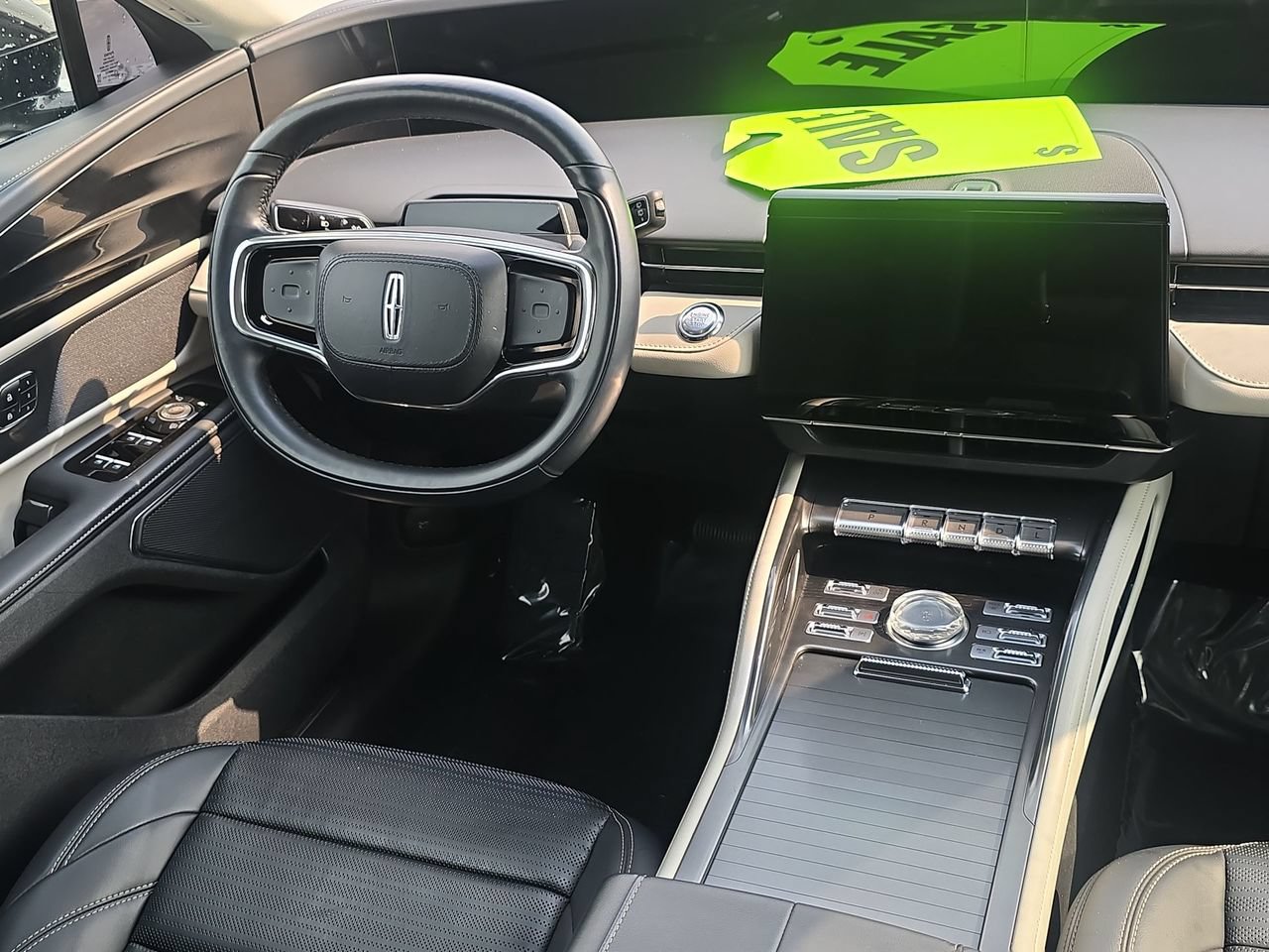 Used 2024 Lincoln Nautilus Reserve AWD/4WD image 30