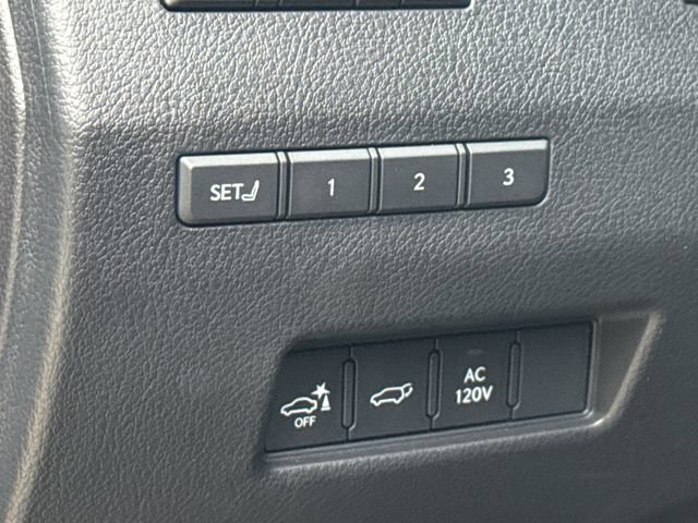 Used 2025 Lexus GX 550 w/ Accessory Package (2T) AWD/4WD image 23