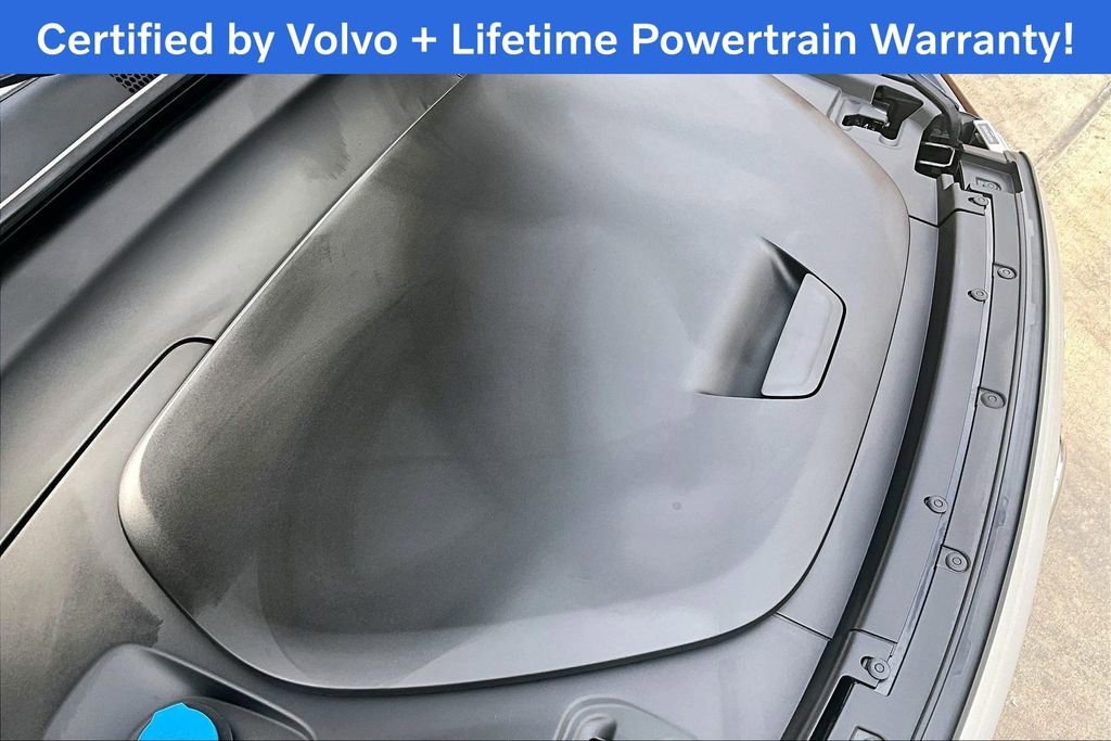 Used 2023 Volvo XC40 Recharge Ultimate image 43