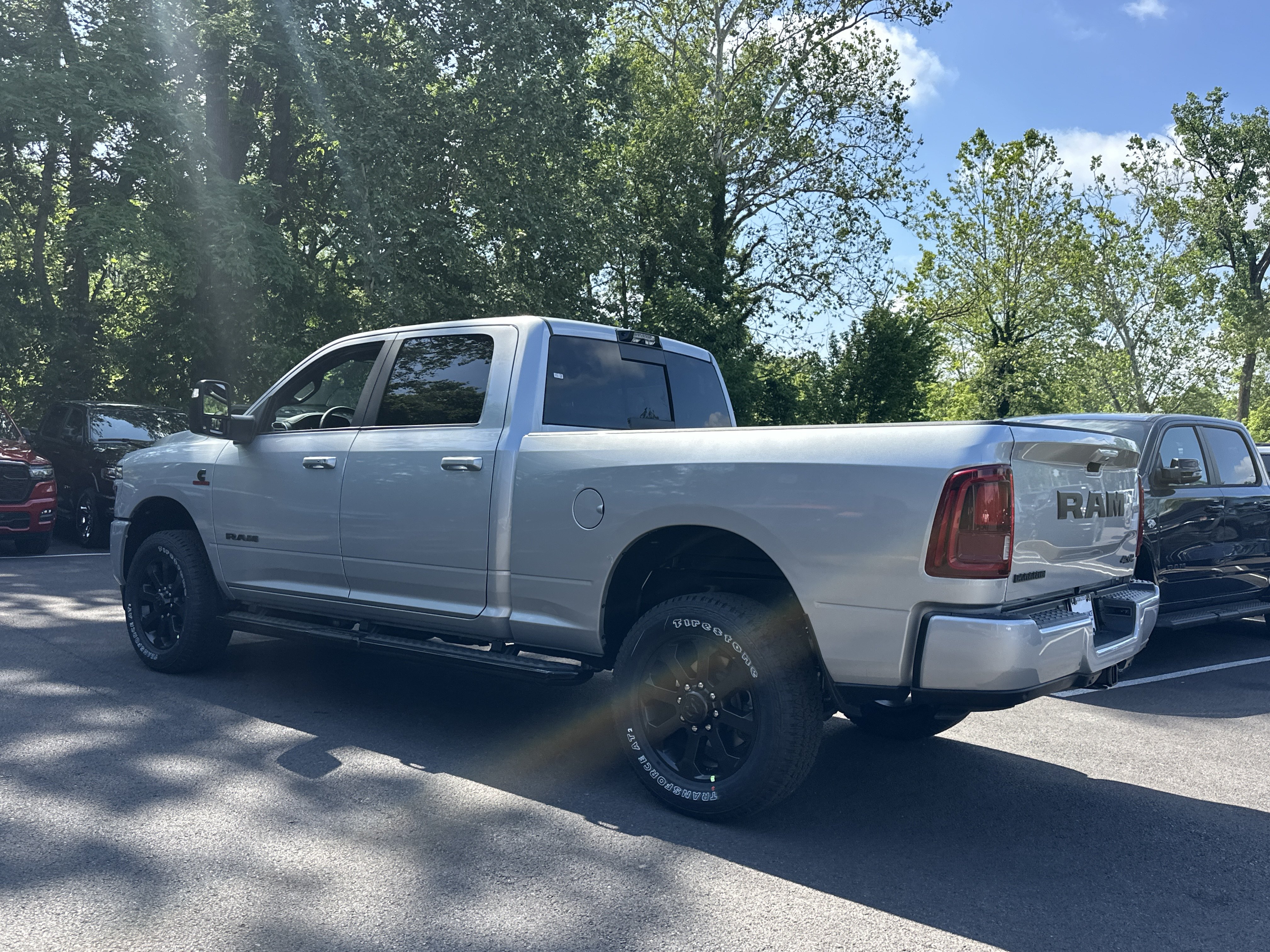 New 2026 RAM 2500 Laramie AWD/4WD image 27