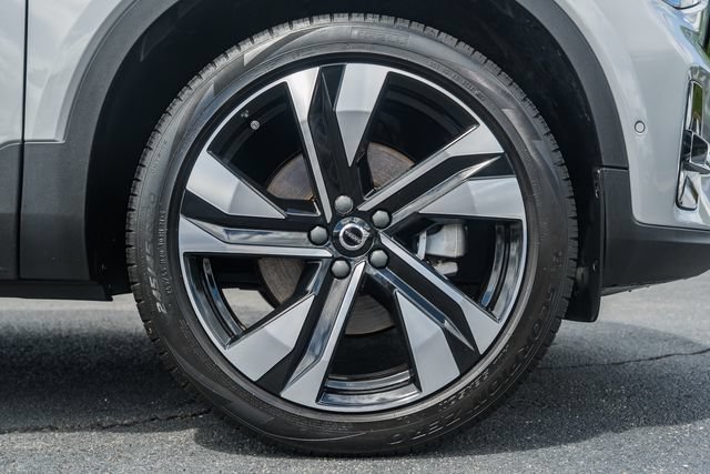 Certified 2023 Volvo XC40 B5 Ultimate w/ Protection Package Premier AWD/4WD image 20