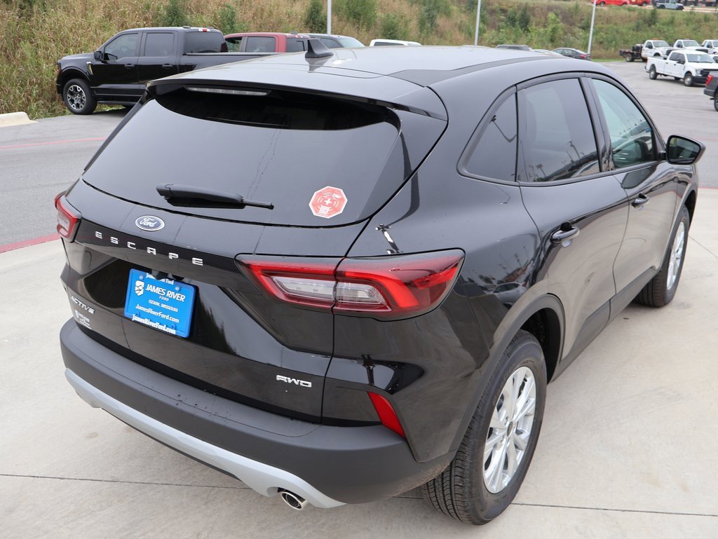 New 2026 Ford Escape Active w/ Cold Weather Package image 5