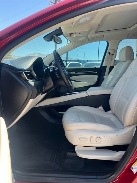 Used 2023 Buick Enclave Essence w/ Experience Buick Package FWD image 21