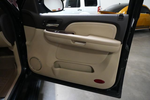 Used 2008 GMC Yukon XL Denali AWD/4WD image 23