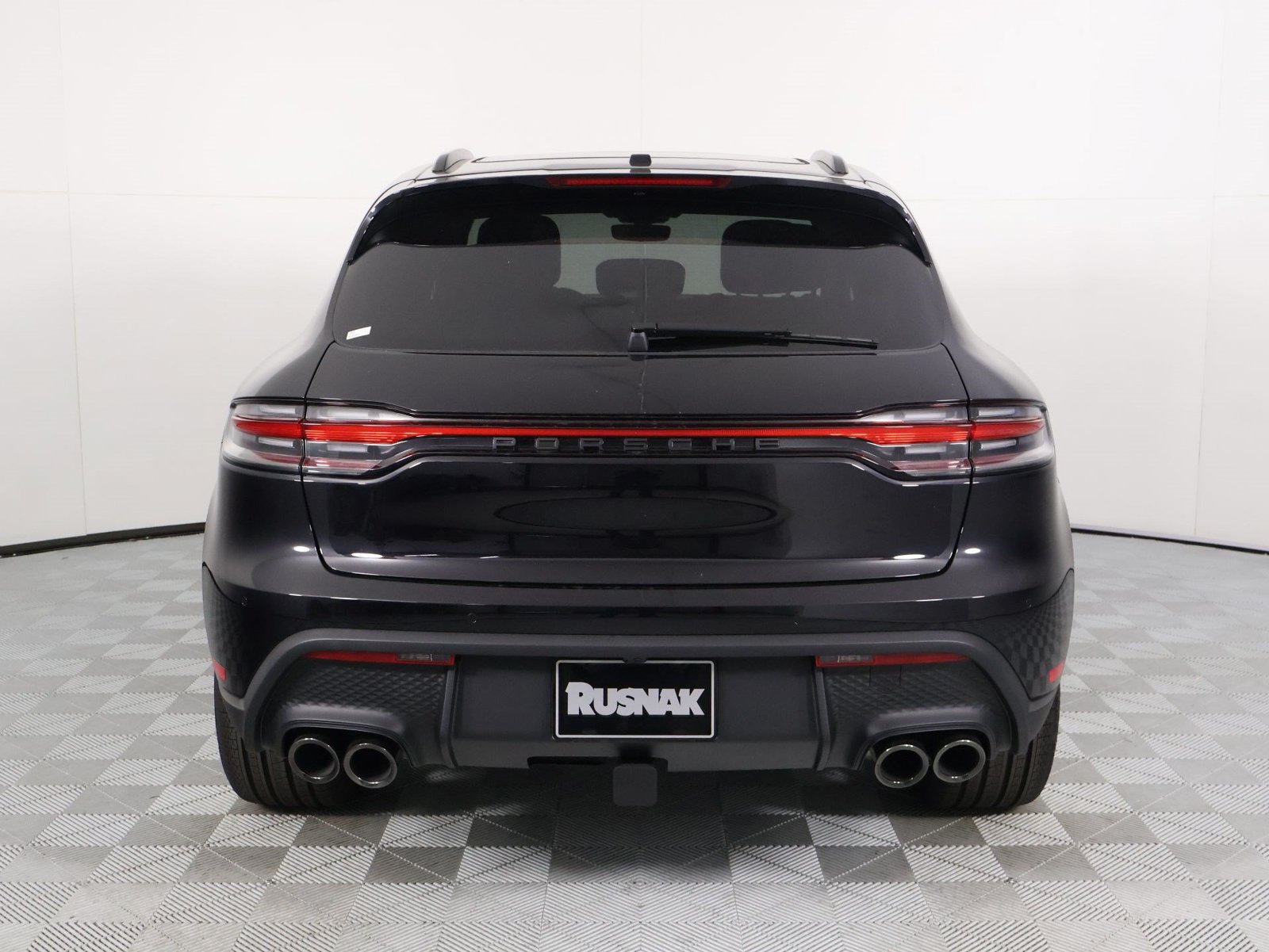 New 2026 Porsche Macan AWD/4WD image 6