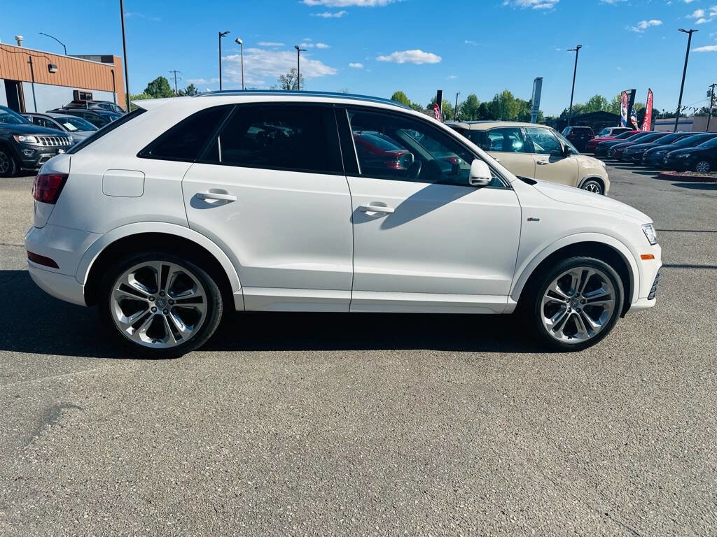 Used 2018 Audi Q3 2.0T Premium w/ Convenience Package image 9