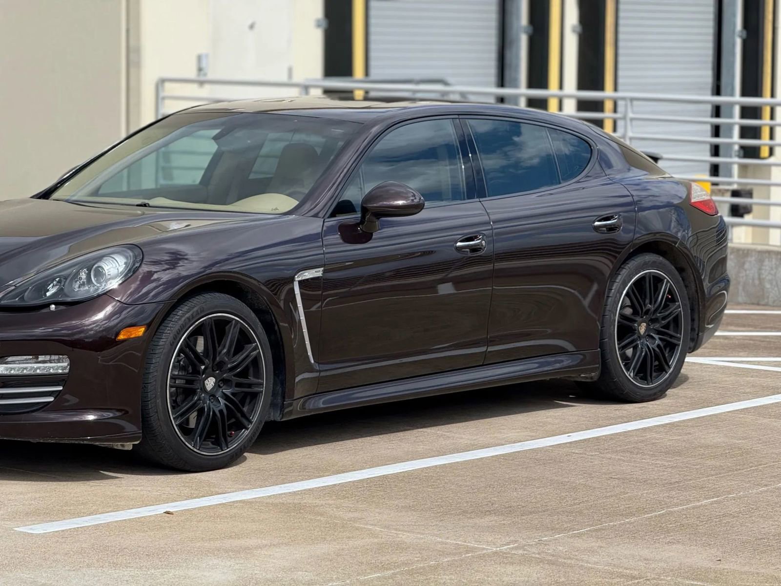 Used 2013 Porsche Panamera image 4