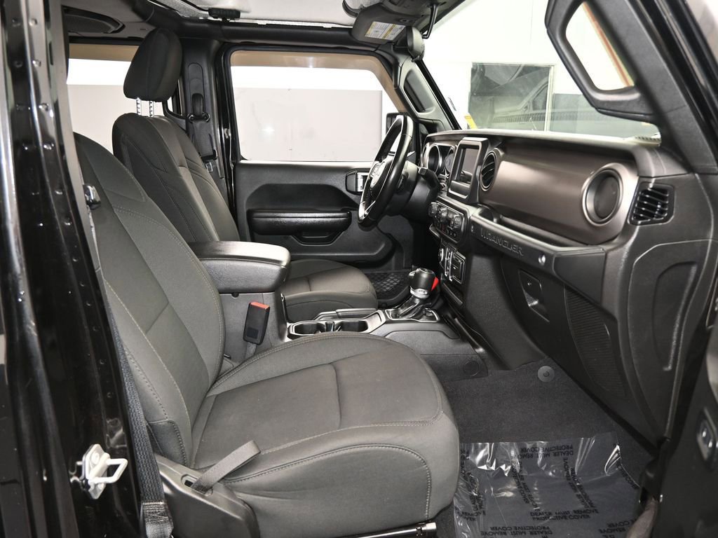 Used 2020 Jeep Wrangler Unlimited Sport S image 41