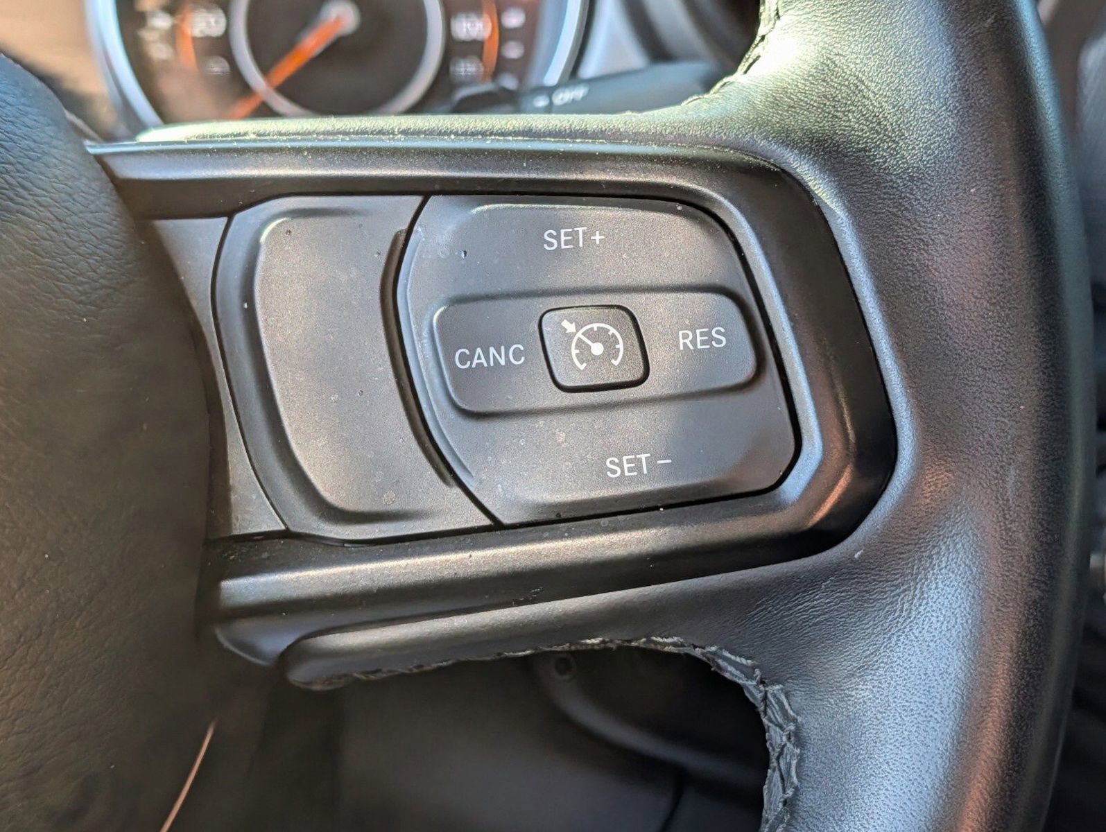 Used 2023 Jeep Wrangler Sport S image 34