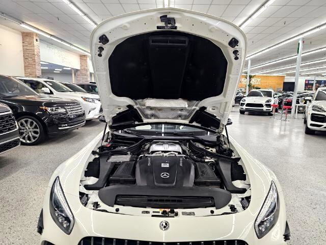 Used 2018 Mercedes-Benz AMG GT Roadster image 33