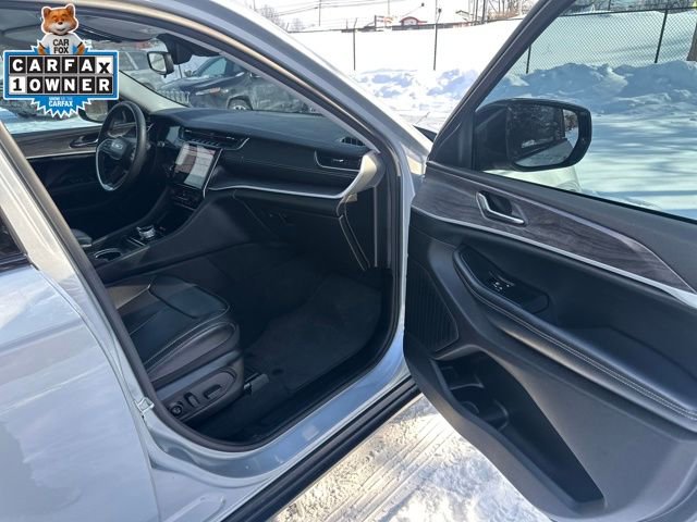 Used 2024 Jeep Grand Cherokee L Limited image 12
