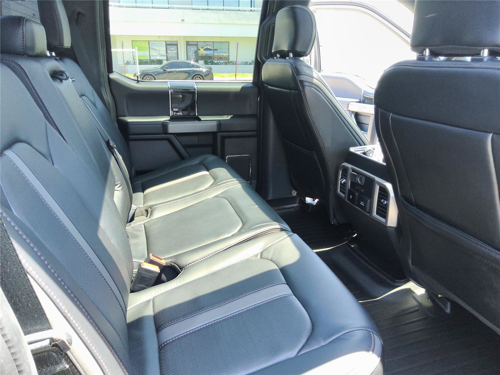 Used 2021 Ford F250 Platinum w/ FX4 Off-Road Package AWD/4WD image 21