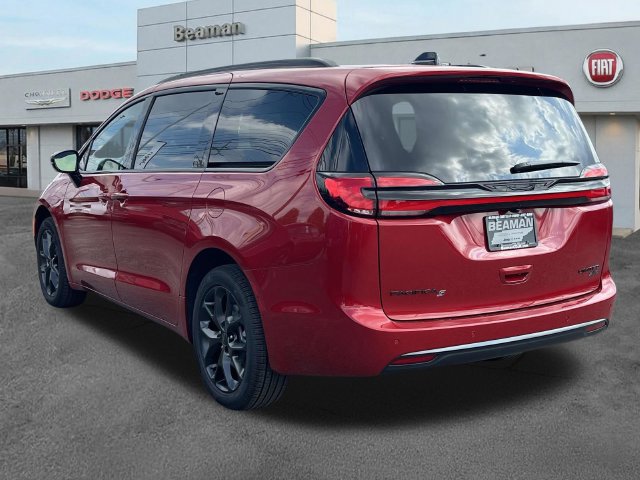 New 2027 Chrysler Pacifica Limited AWD/4WD image 5
