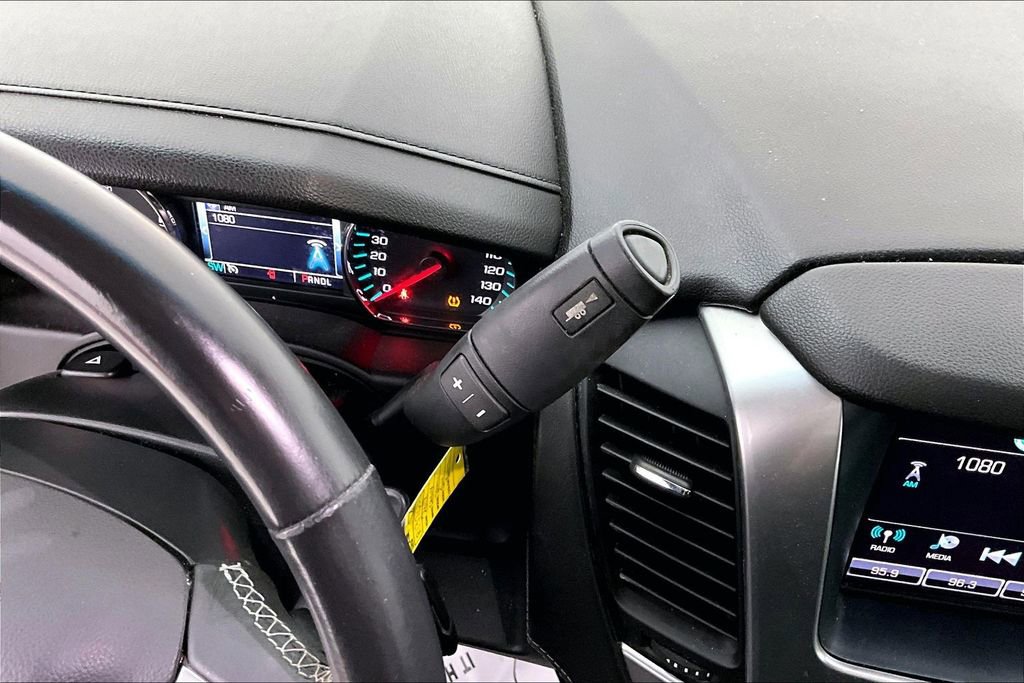 Used 2018 Chevrolet Suburban LS image 19