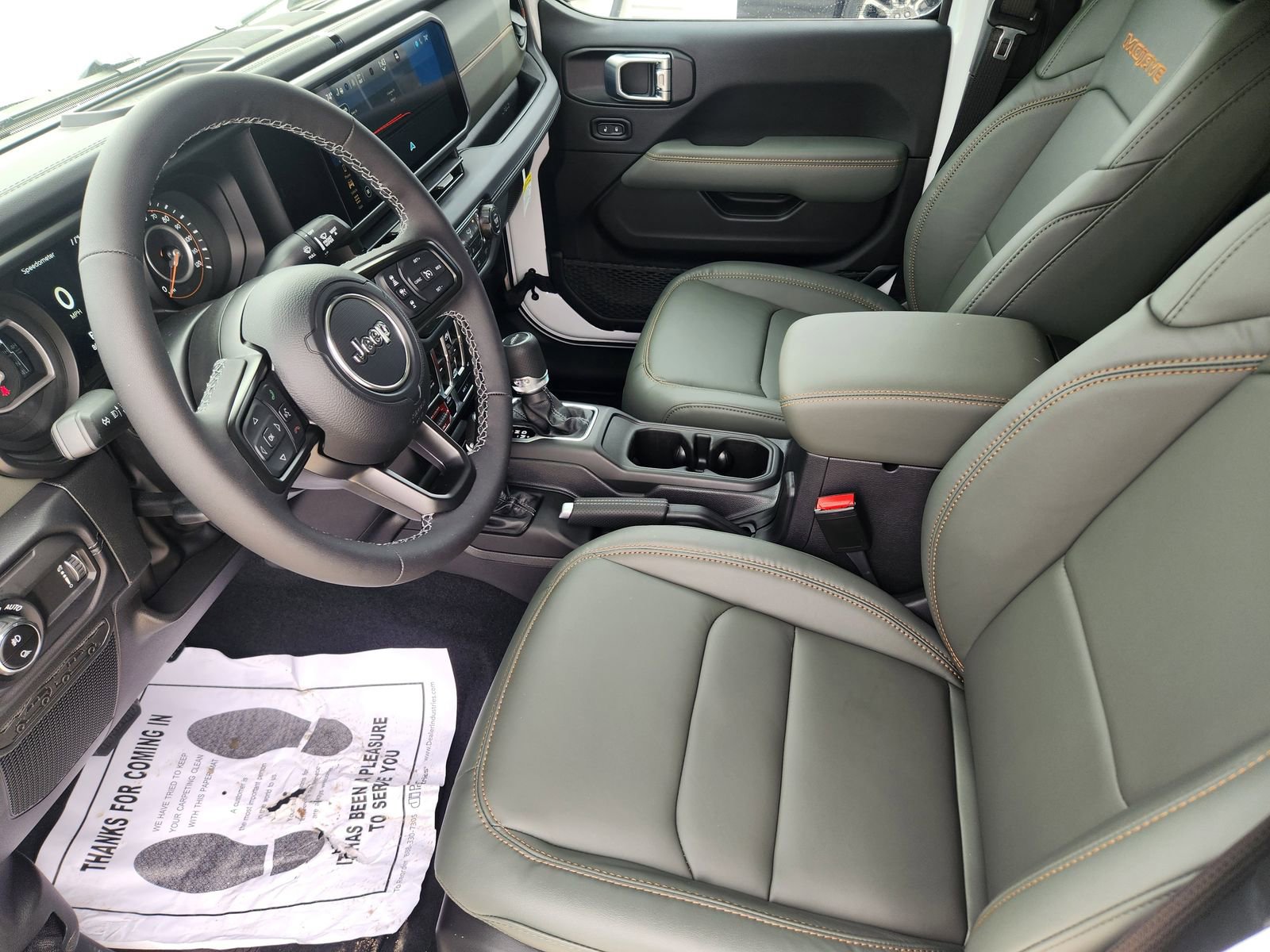 New 2026 Jeep Gladiator Mojave image 13