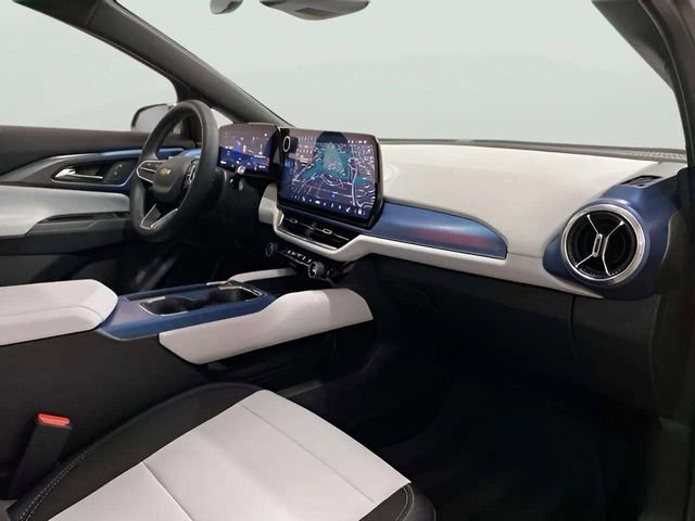 Used 2026 Chevrolet Equinox EV LT image 24