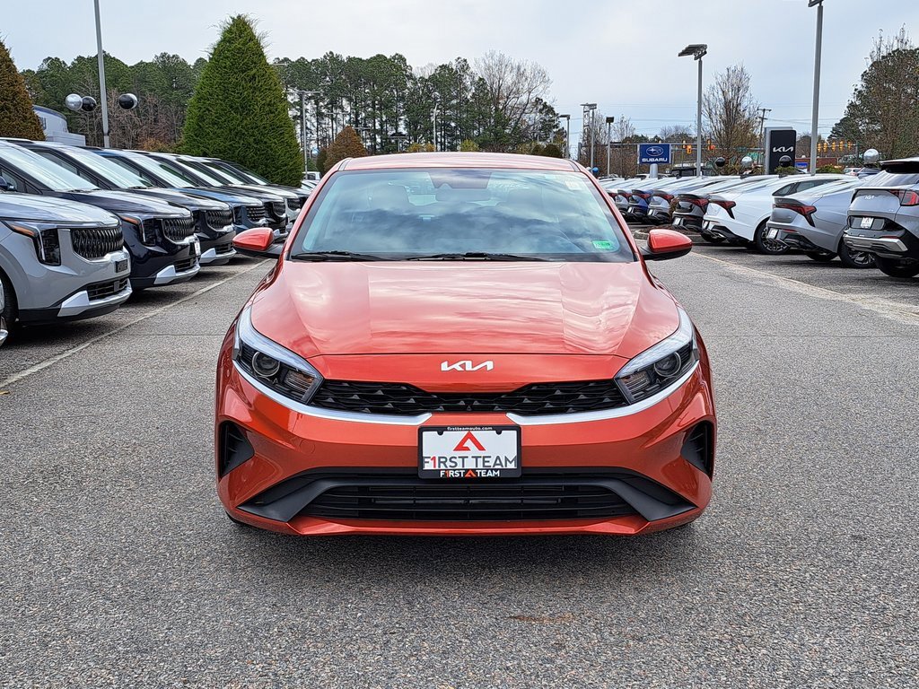Used 2023 Kia Forte LXS image 3
