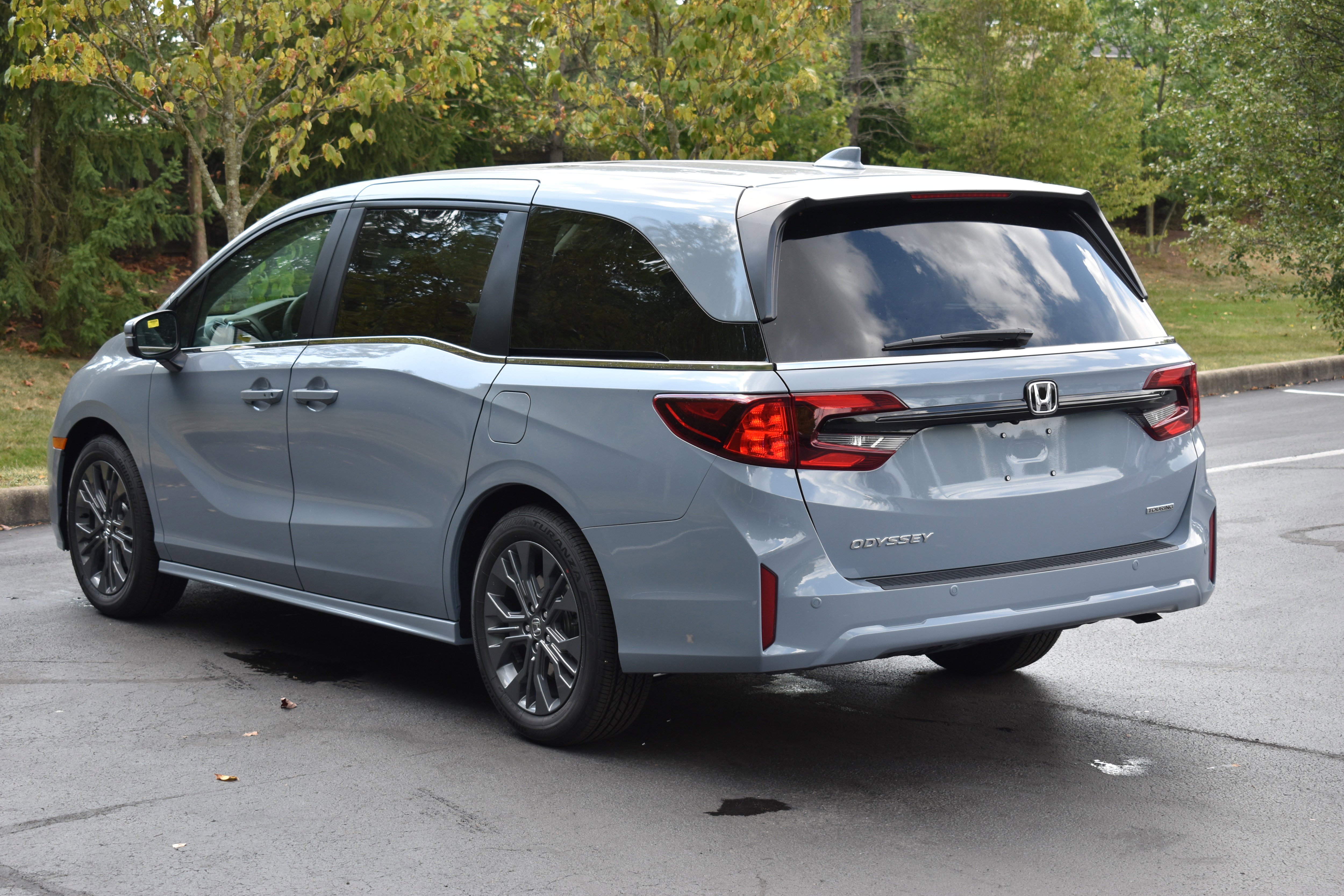 New 2026 Honda Odyssey Touring image 5