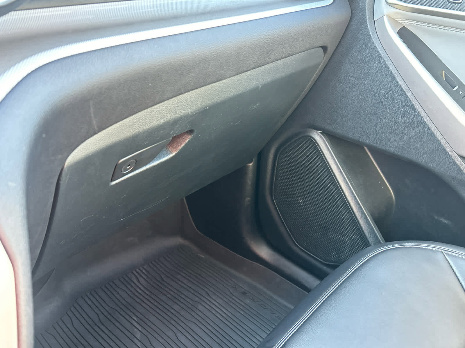 Used 2023 Ford Explorer XLT w/ Equipment Group 202A image 50