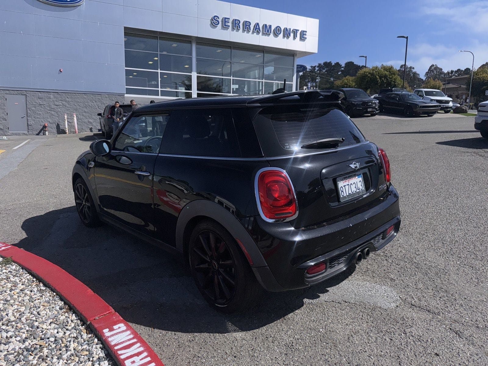 Used 2017 MINI Cooper S FWD image 3