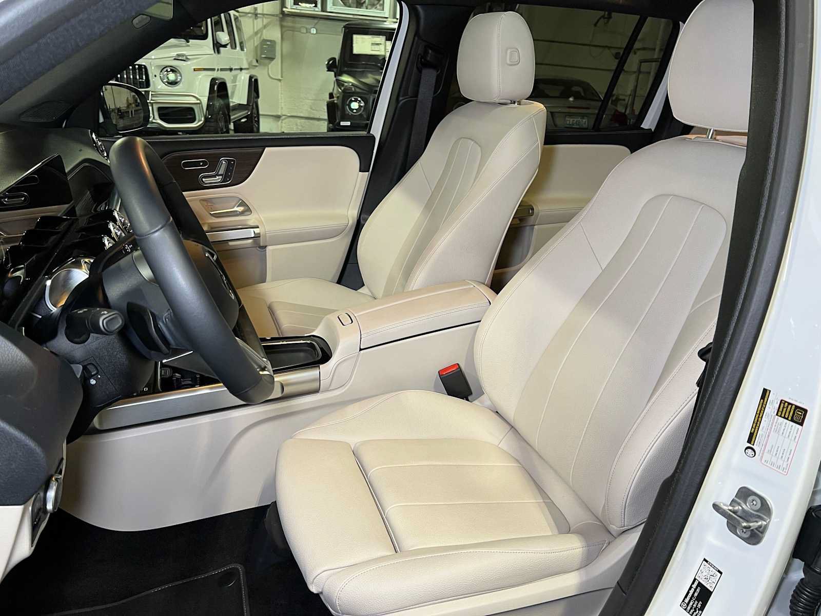 Certified 2026 Mercedes-Benz GLB 250 4MATIC image 24